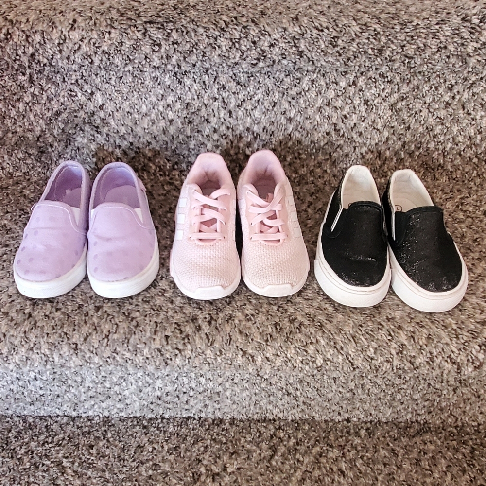 Pink and Purple Sneakers for Casual Comfort